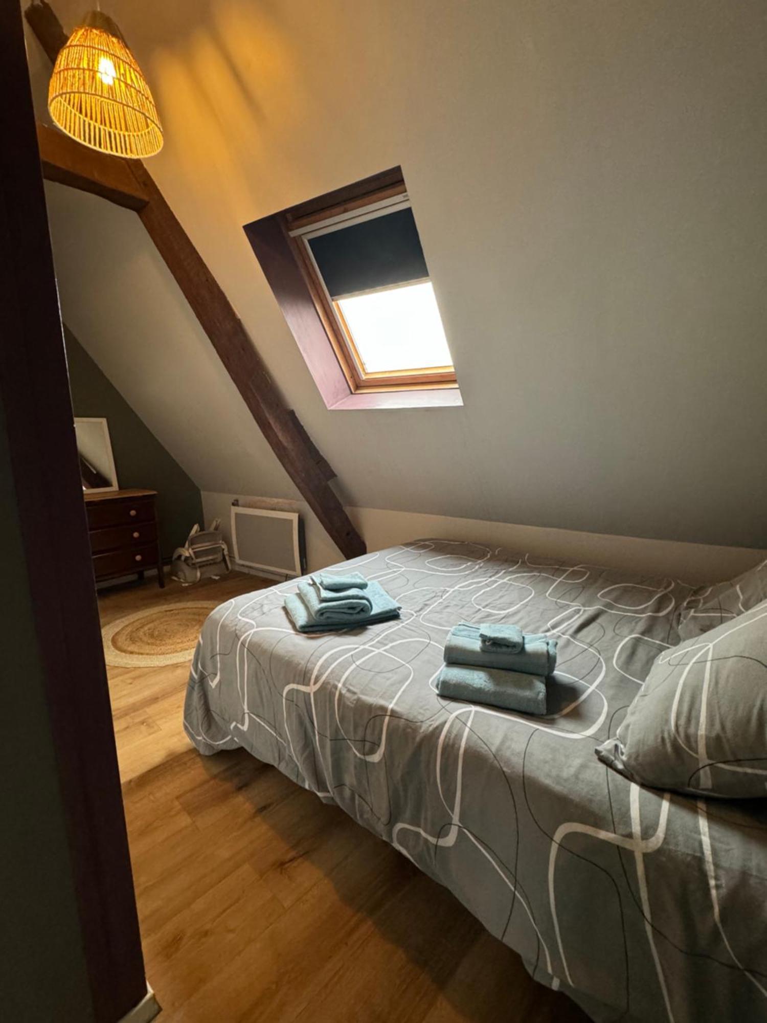 Duplex Atypique Dans La Cite Medievale ラン エクステリア 写真